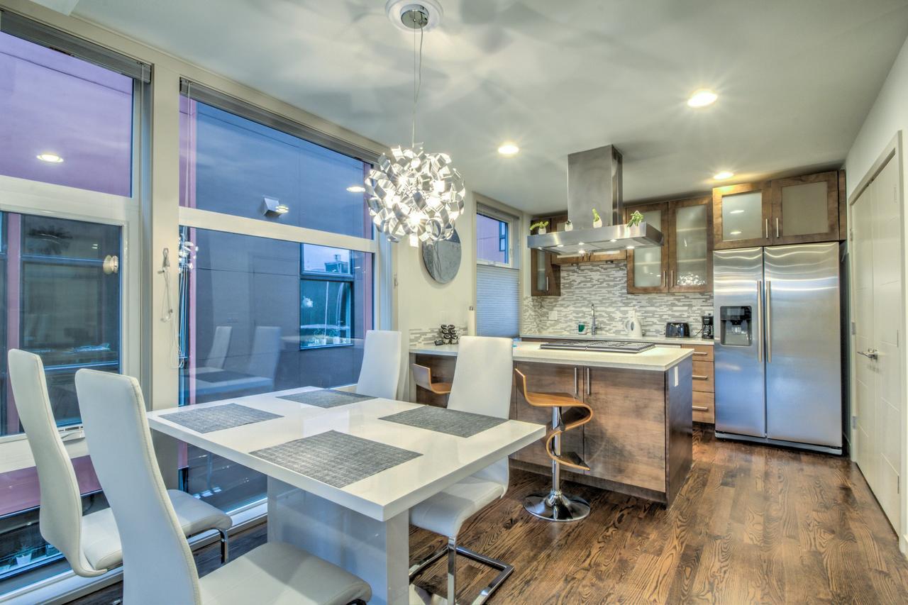 Modern Home With Rooftop Oasis Seattle Dış mekan fotoğraf